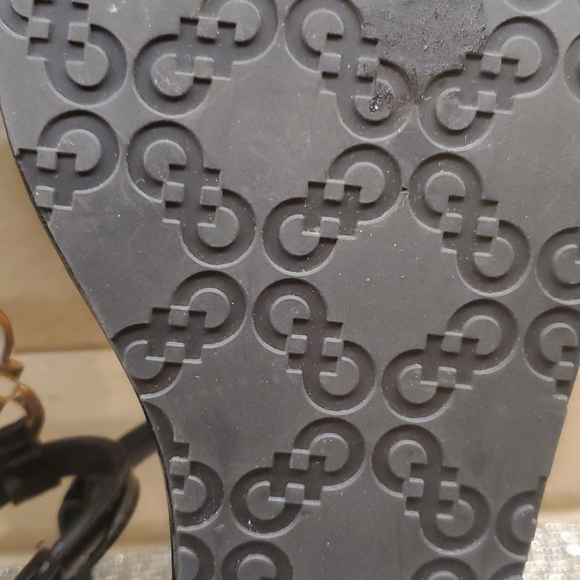 SOLD!!! COLE HAAN Ally Thong Sandals - Size 8 - Picture 8 of 9